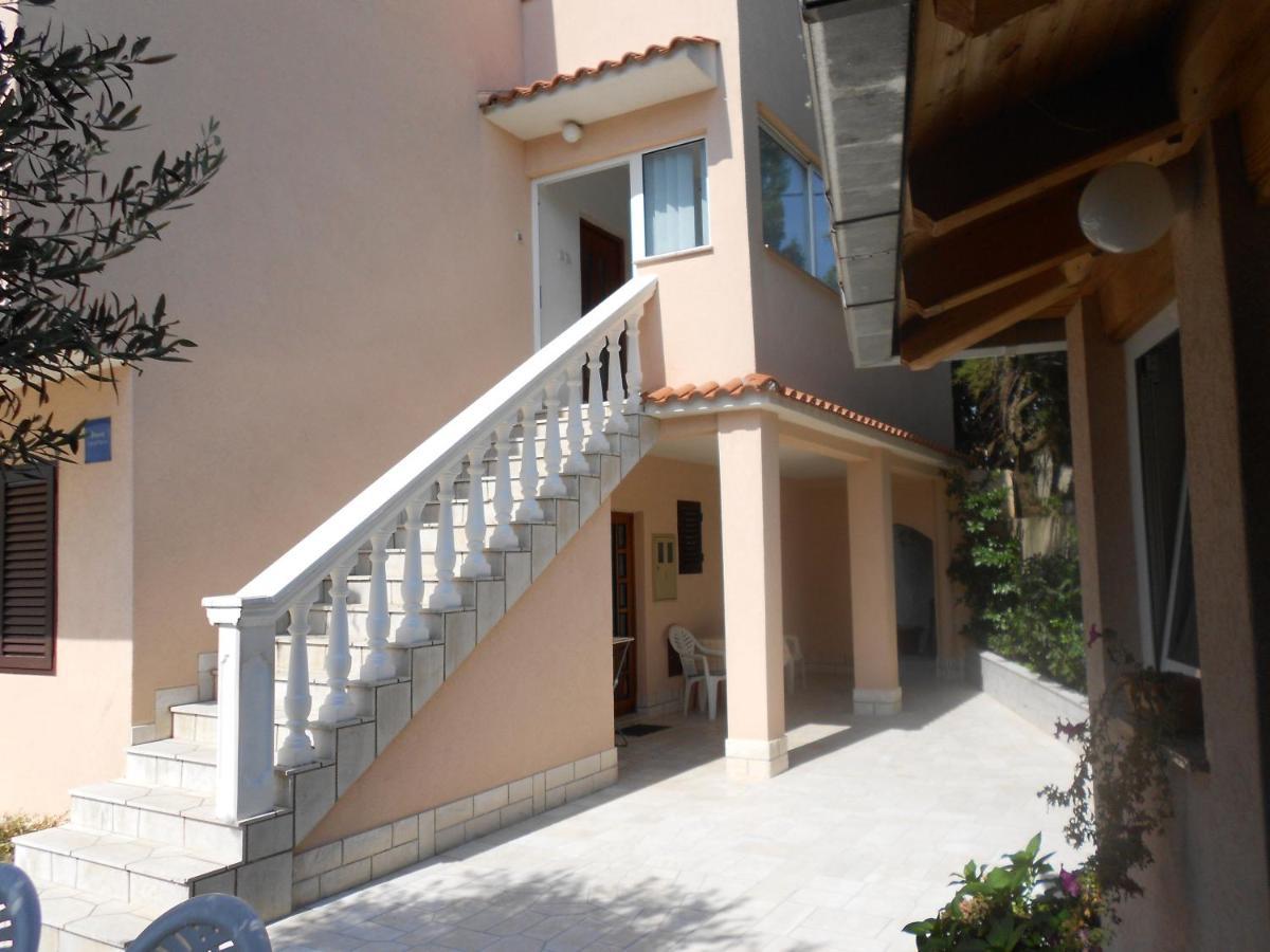 Apartments With A Parking Space Novi Vinodolski - 5587 エクステリア 写真