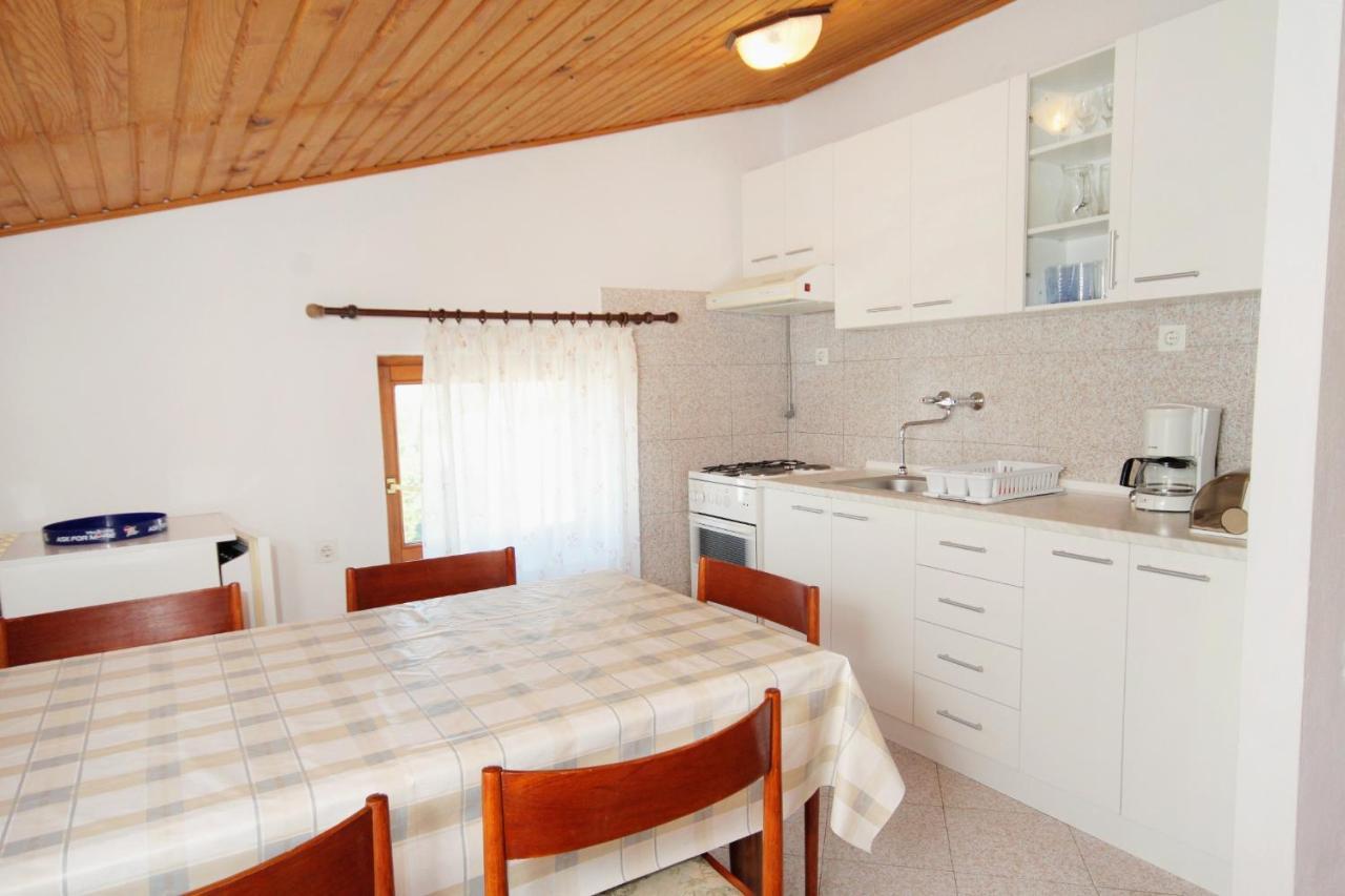 Apartments With A Parking Space Novi Vinodolski - 5587 エクステリア 写真