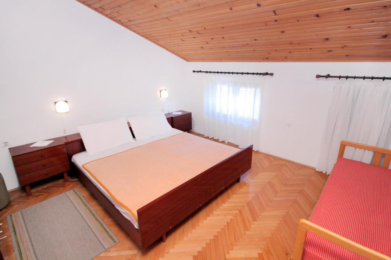 Apartments With A Parking Space Novi Vinodolski - 5587 エクステリア 写真